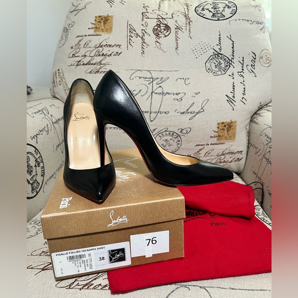 EUC Christian Louboutin 100mm Pigalle - Black Matte Leather
